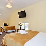 The Quayside לינה וארוחת בוקר 4*