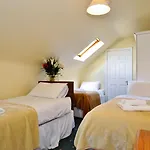 The Quayside 4* דינגל