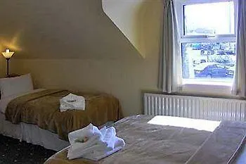 The Quayside B&B 딩글