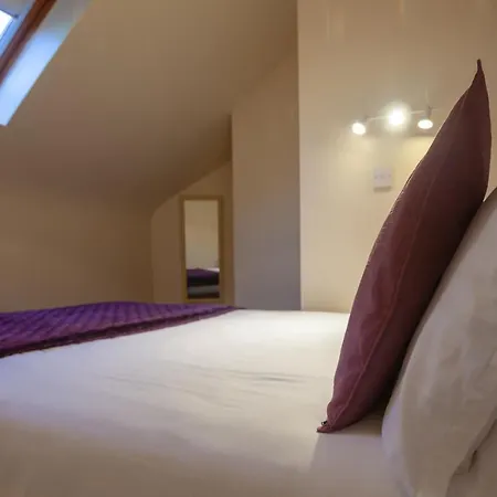 The Quayside 4*