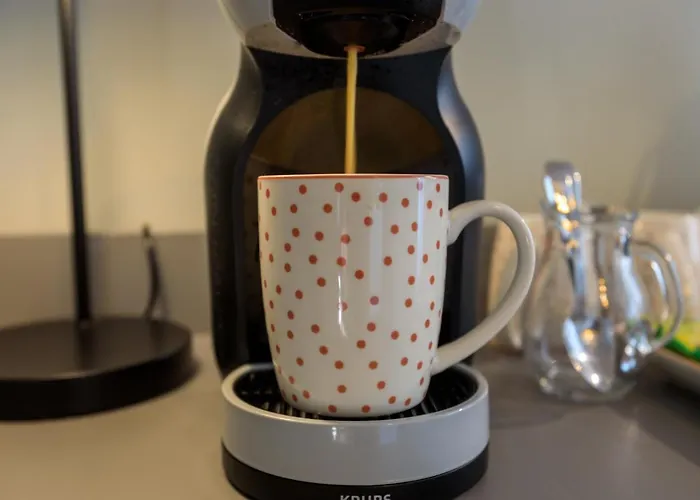 לינה וארוחת בוקר The Quayside 4*